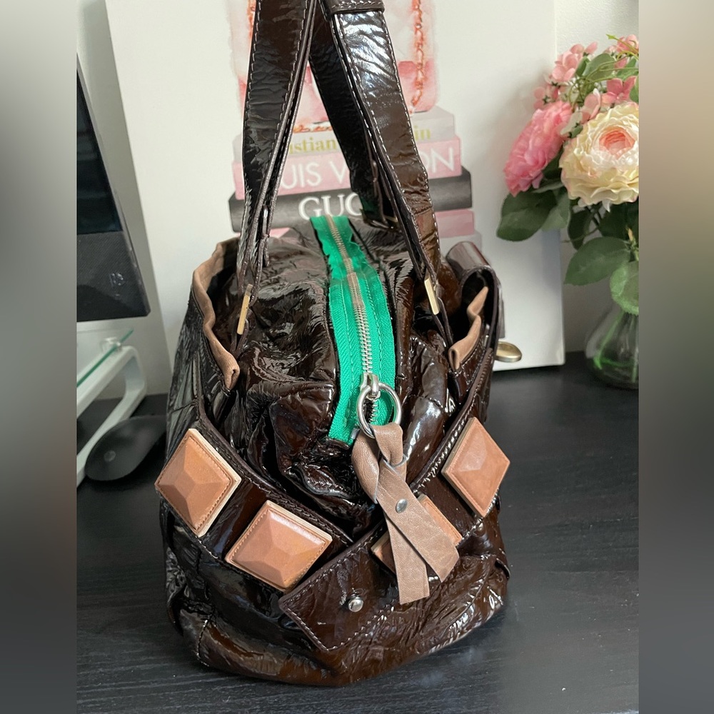 Authentic Chloe patent leather handbag - Picture 4 of 12